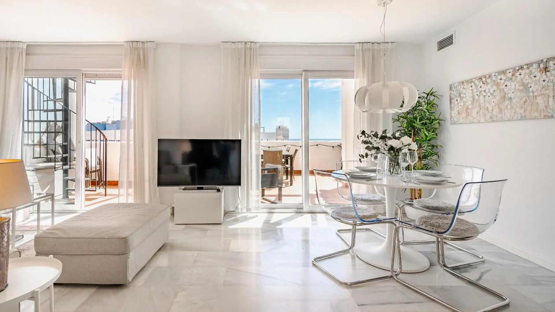 34 Estepona Rooftop Sea Views Spanien